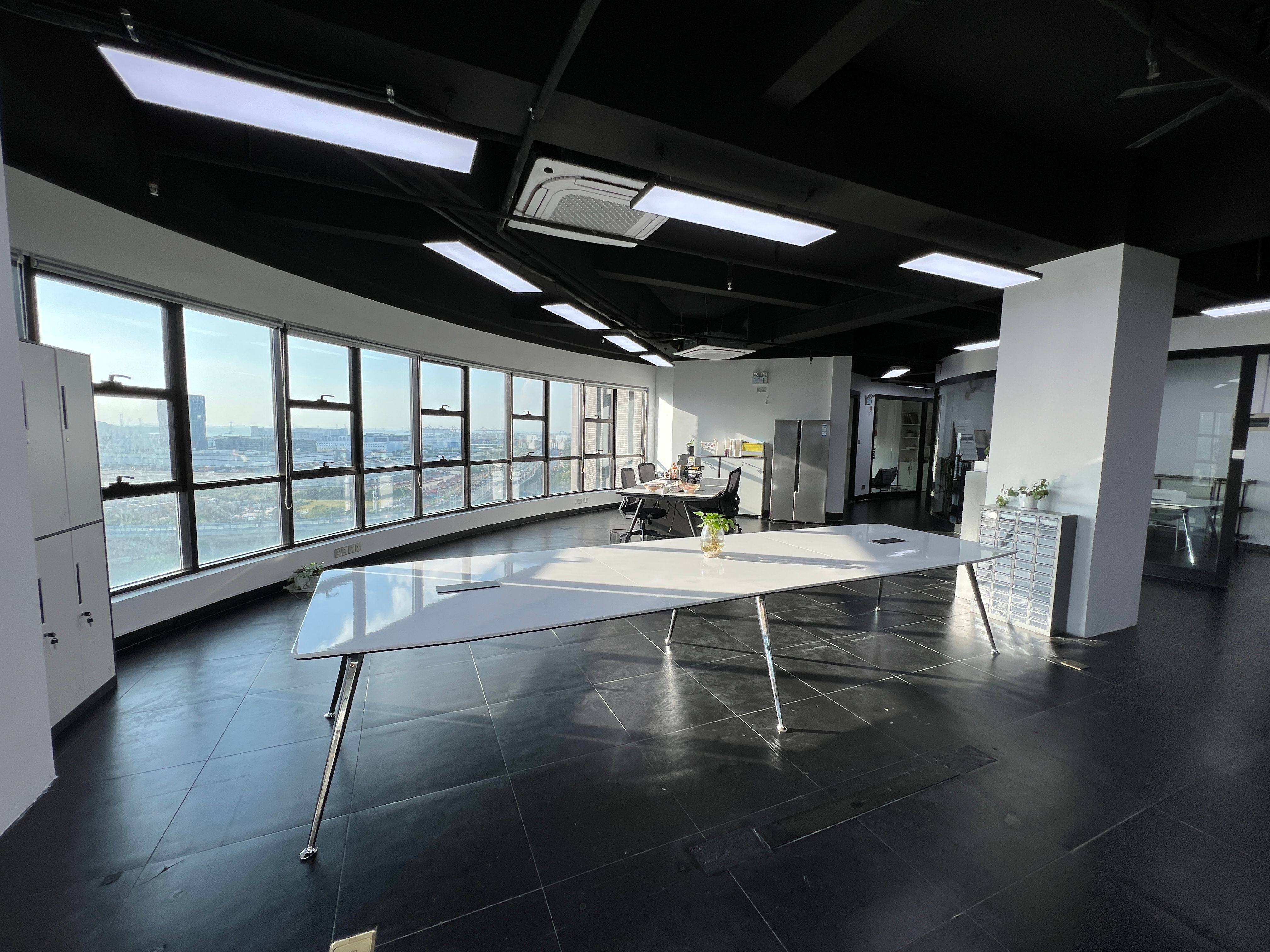 Office environment 2